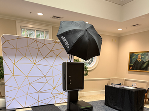 Virginia wedding photo booth services