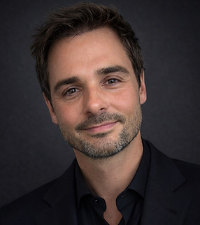 Josh headshot_edited.jpg