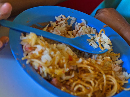 Alimentos saudáveis produzidos pela agricultura familiar estão deixando de chegar aos estudantes
