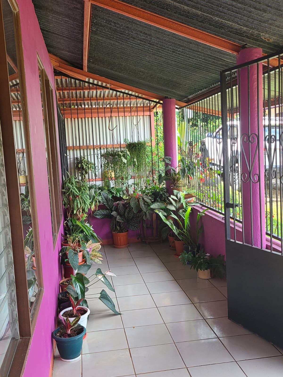 Lovely 2 Bedrooms 1 Bathroom Home In Arenal Downtown