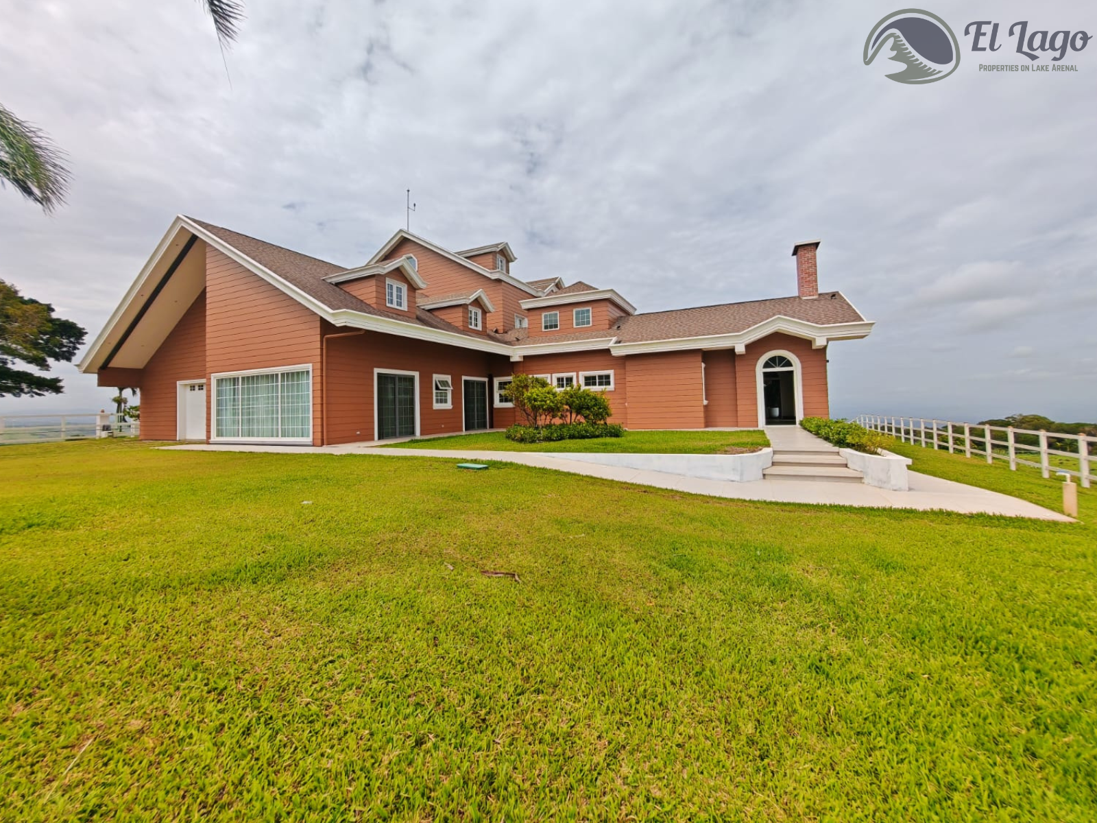 Luxury Estate w/ 8 BD, 9 BA, Private Forest, and Development Potential