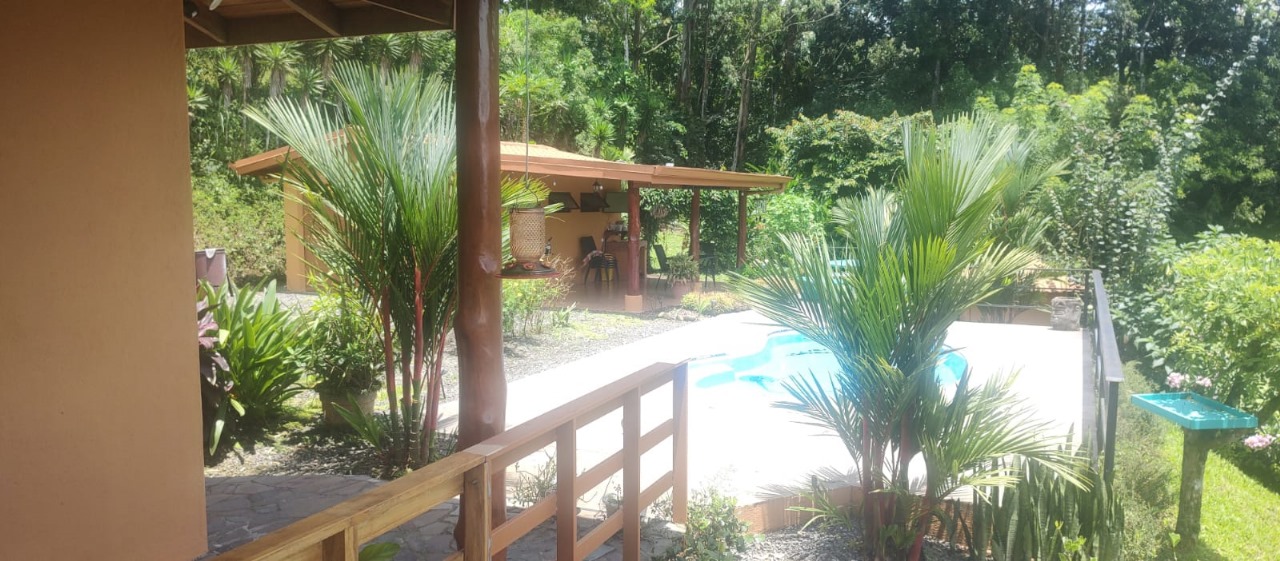 Stunning 2-bedroom, 2-bathroom home with Pool and Lake Arenal Views