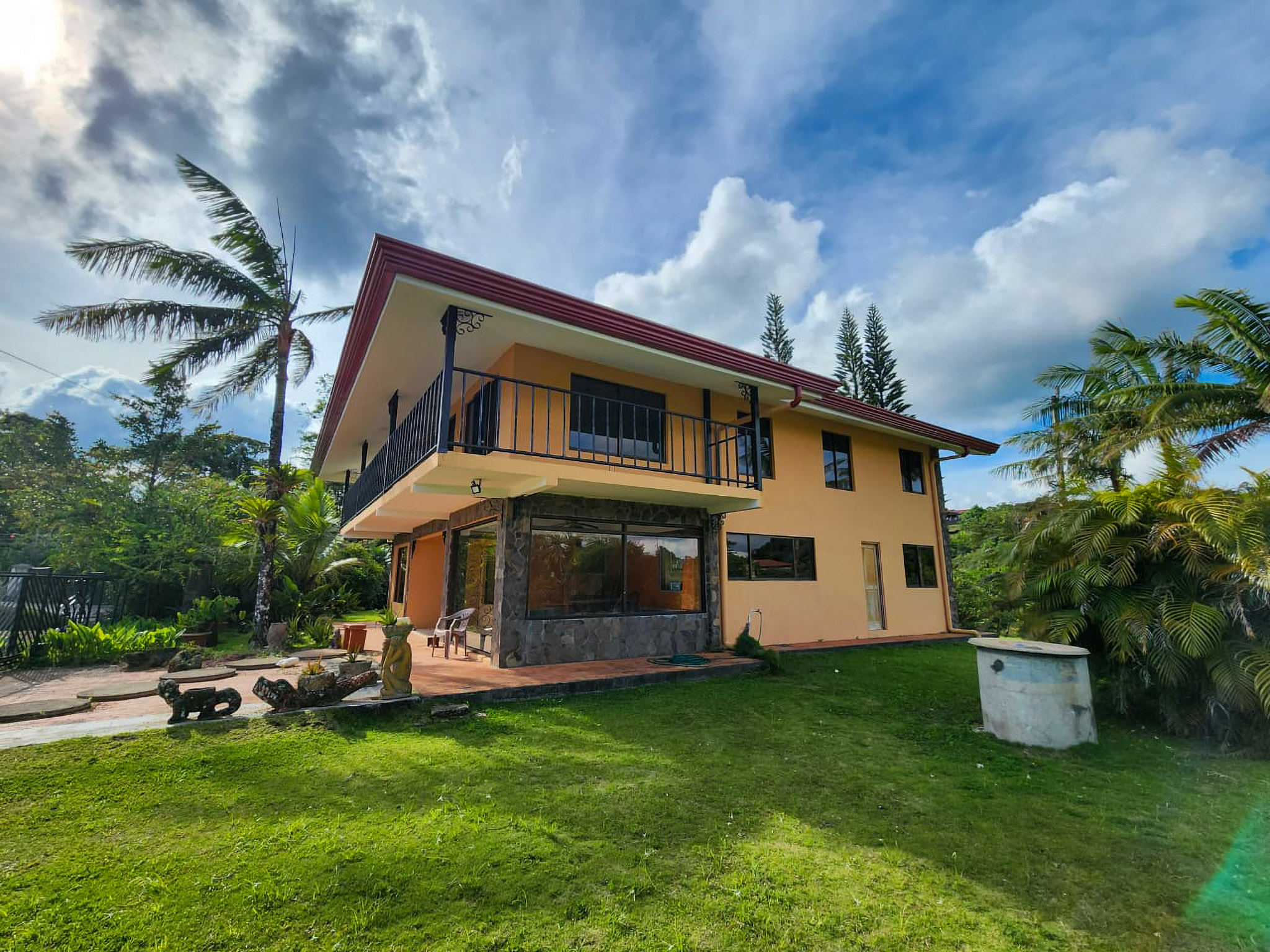 Lake view Residence 6 BD/5BA with Commercial Opportunity