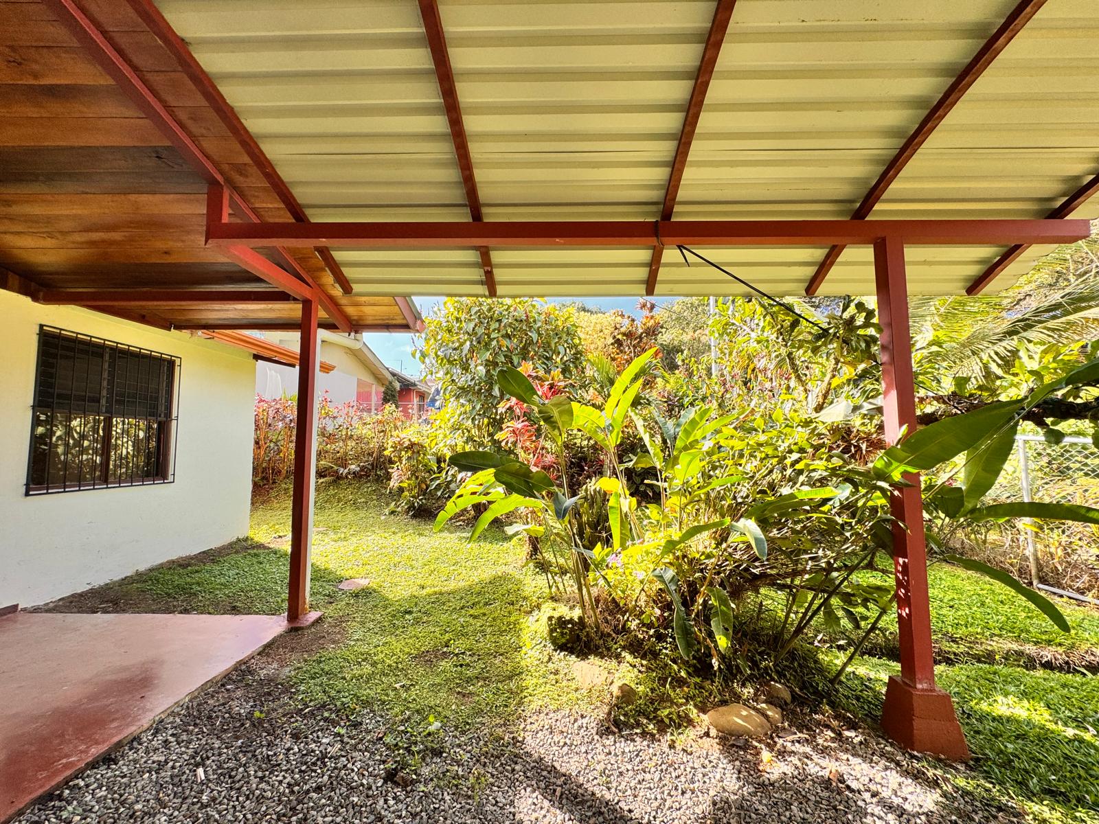 Charming 3 Bedroom 2 Bathroom Home in Nuevo Arenal