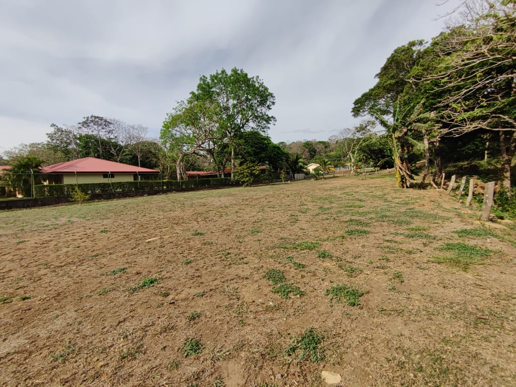 Opportunity!! Ready to build!! 2,070 m2 (0.51 acre) Lot in Tilarán