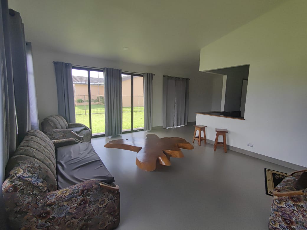 Lovely 3BD, 2BA Lake & Volcano View Home Walking Distance to Everything