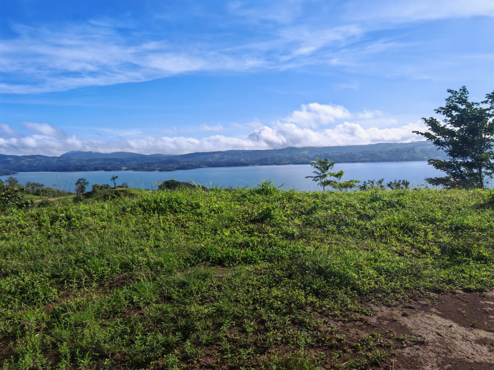 Lake & Volcano View Lot 3644 M2 (0.90 Acre) In Vistas del Lago