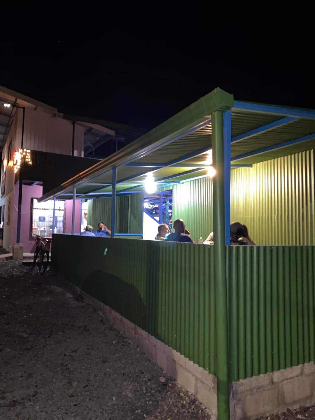 Lake View Commercial Complex-Commercial Building+6 Rental Houses+Apartment