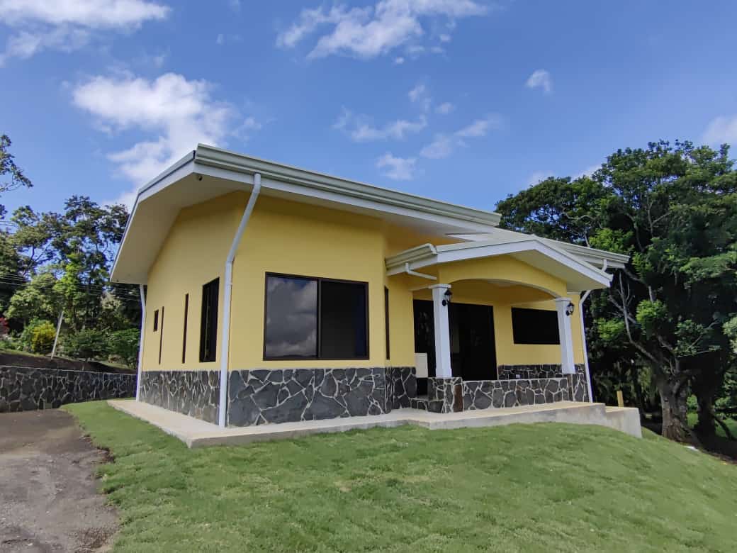 BRAND NEW,Furnished, Turn-Key, 2 BD/2 BA Home w/ Stunning Views of Lake Arenal