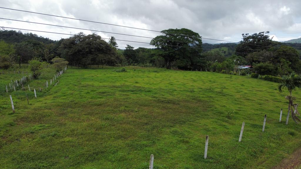 Beautiful Flat 5,624 m2 Lot With Views in Rio Naranjo, Guanacaste 
