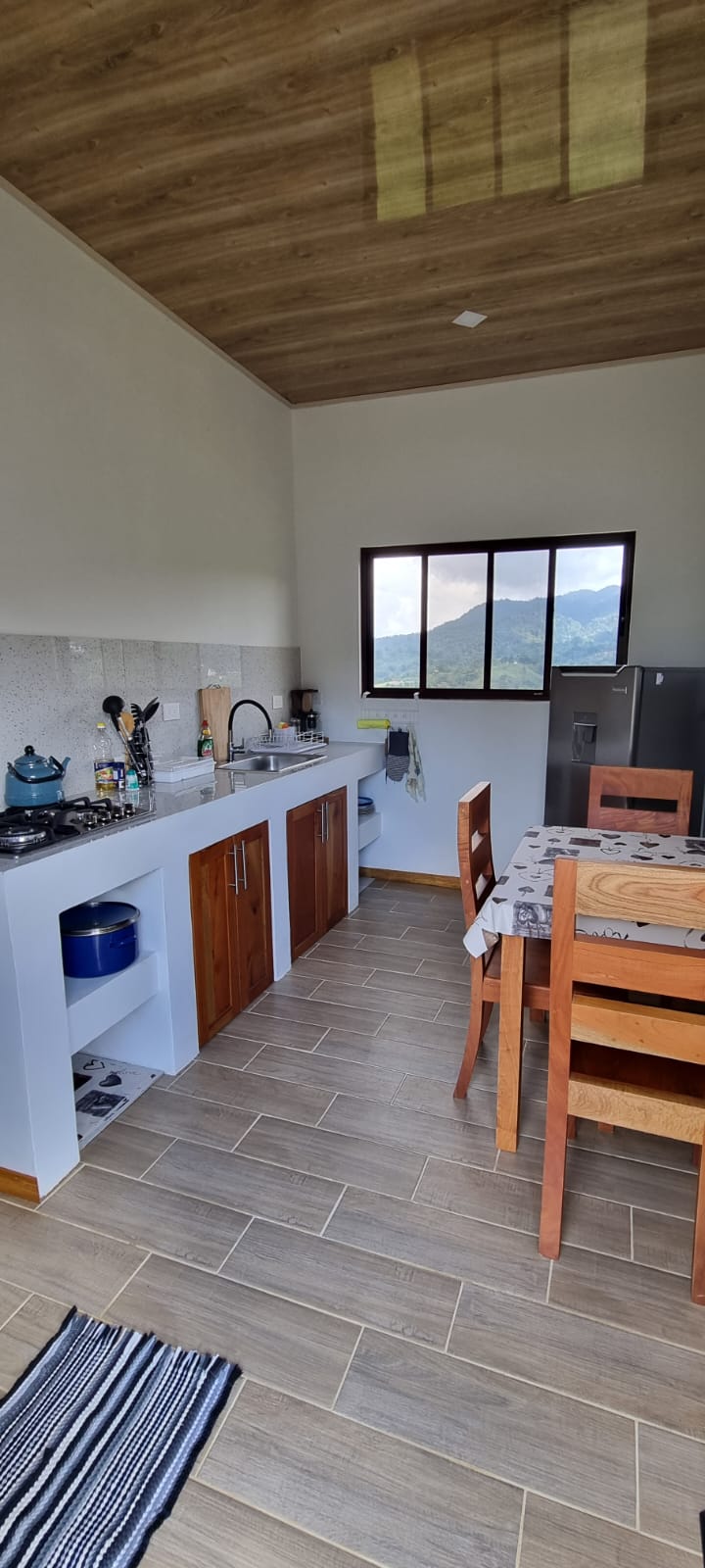Dream Property on Lake Arenal 1BD 1BA Lodge with Volcano View