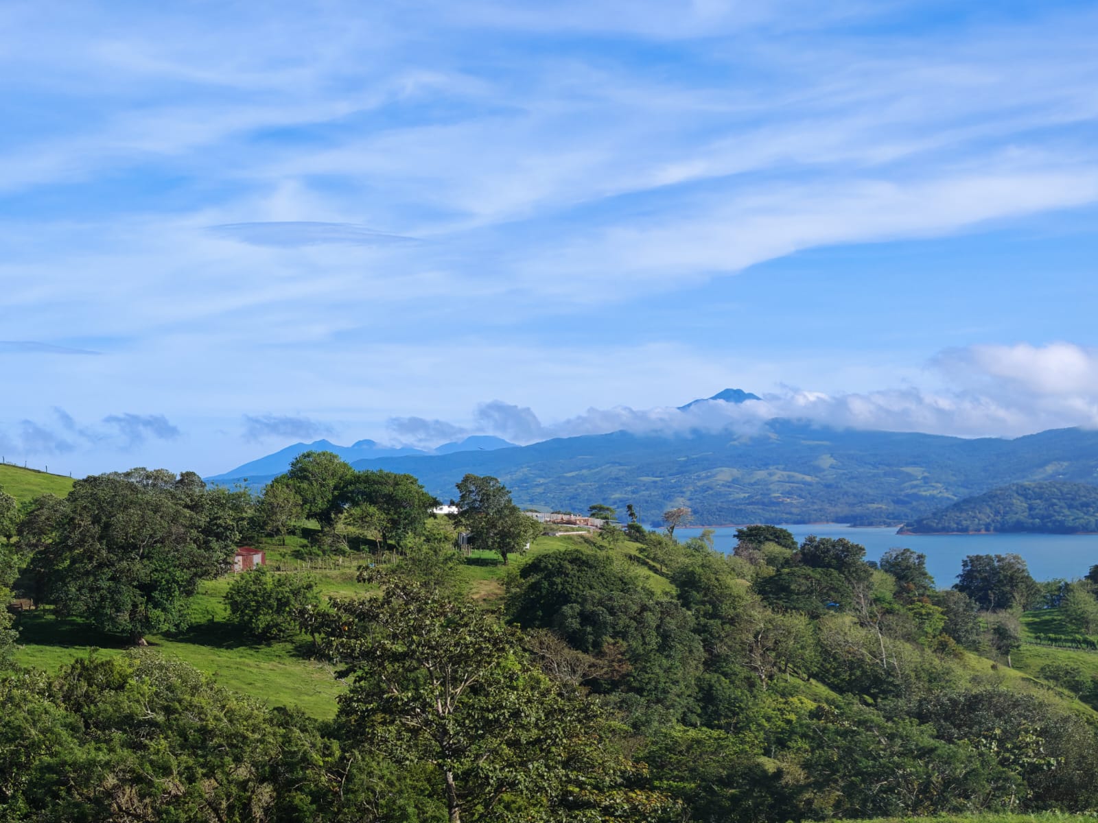 Lake & Volcano View Lot 5505 M2 (1.36 Acre) In Vistas del Lago 