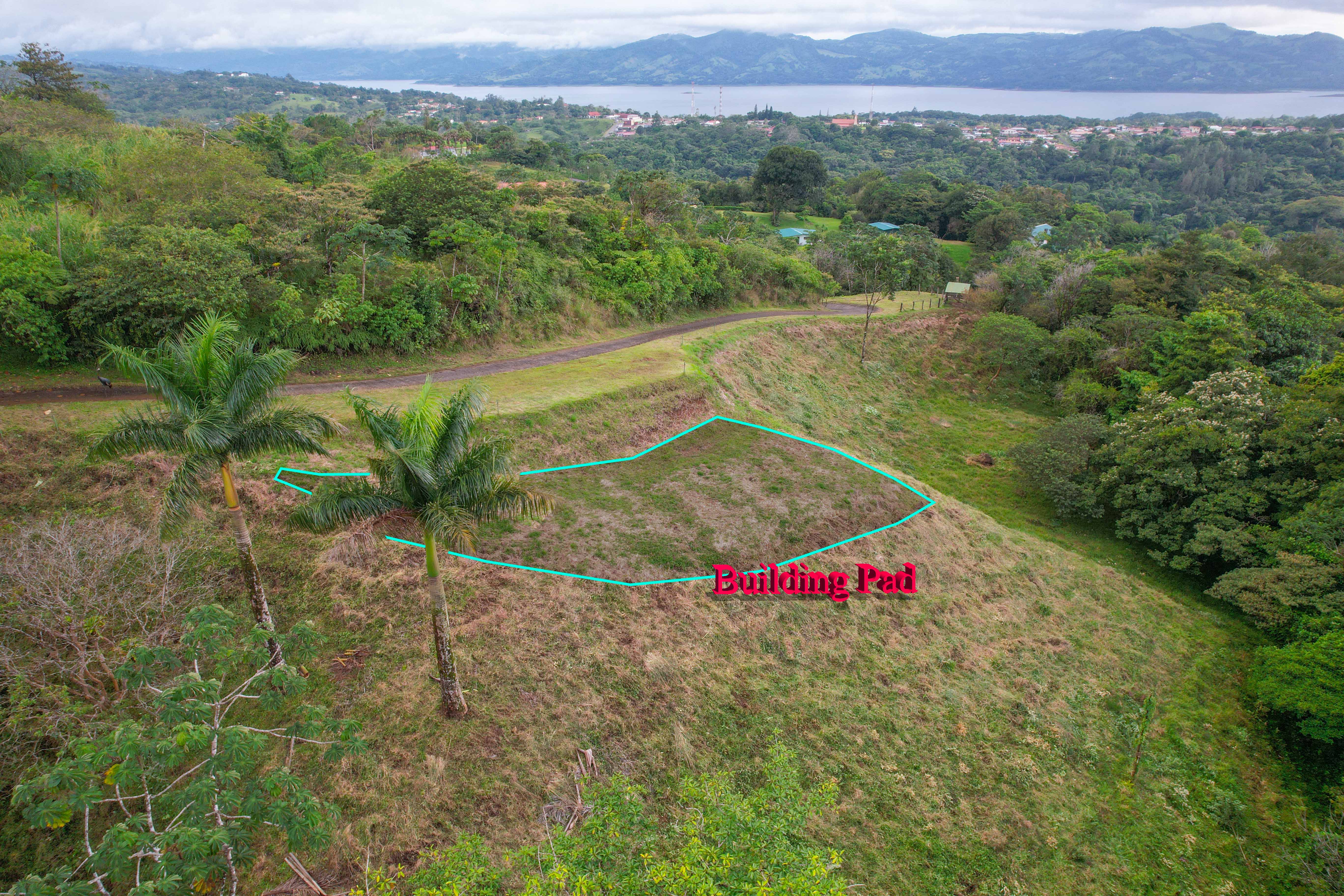 Elegant Lakeside Living: Exclusive Lots in Nuevo Arenal