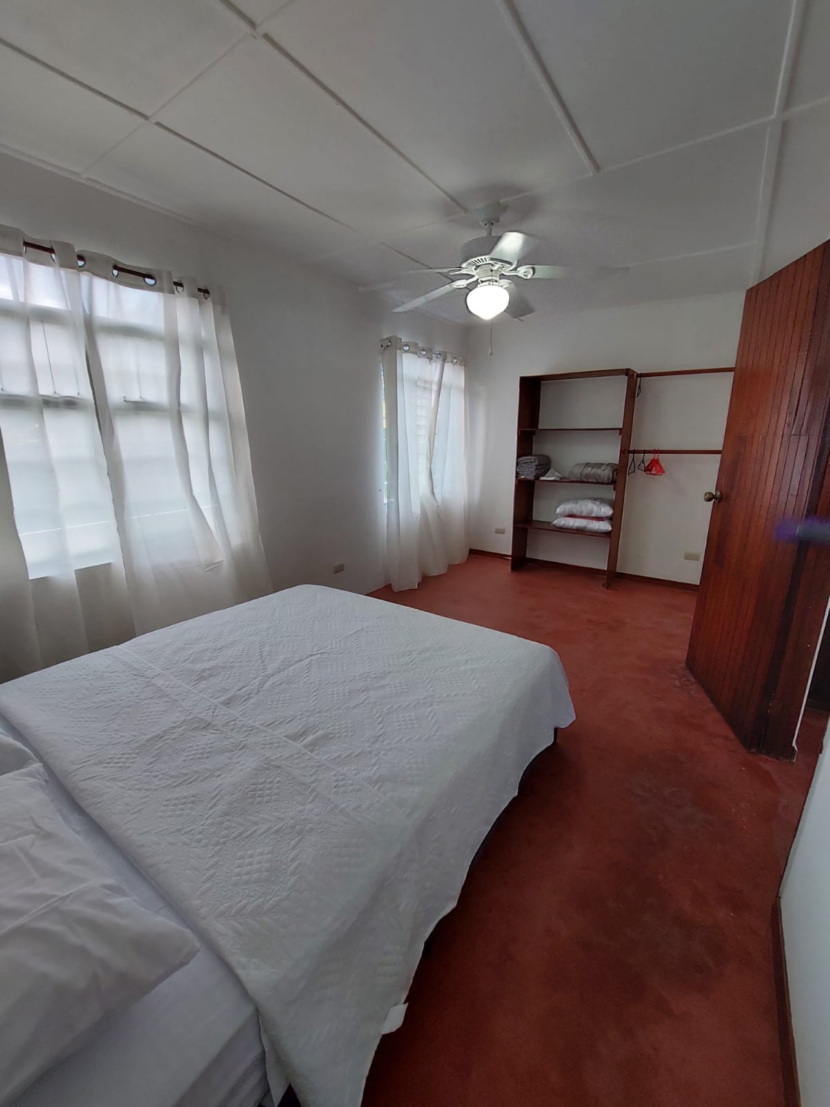 Furnished, 2 Bedroom,1 Bathroom House near Lake Arenal in San Luis