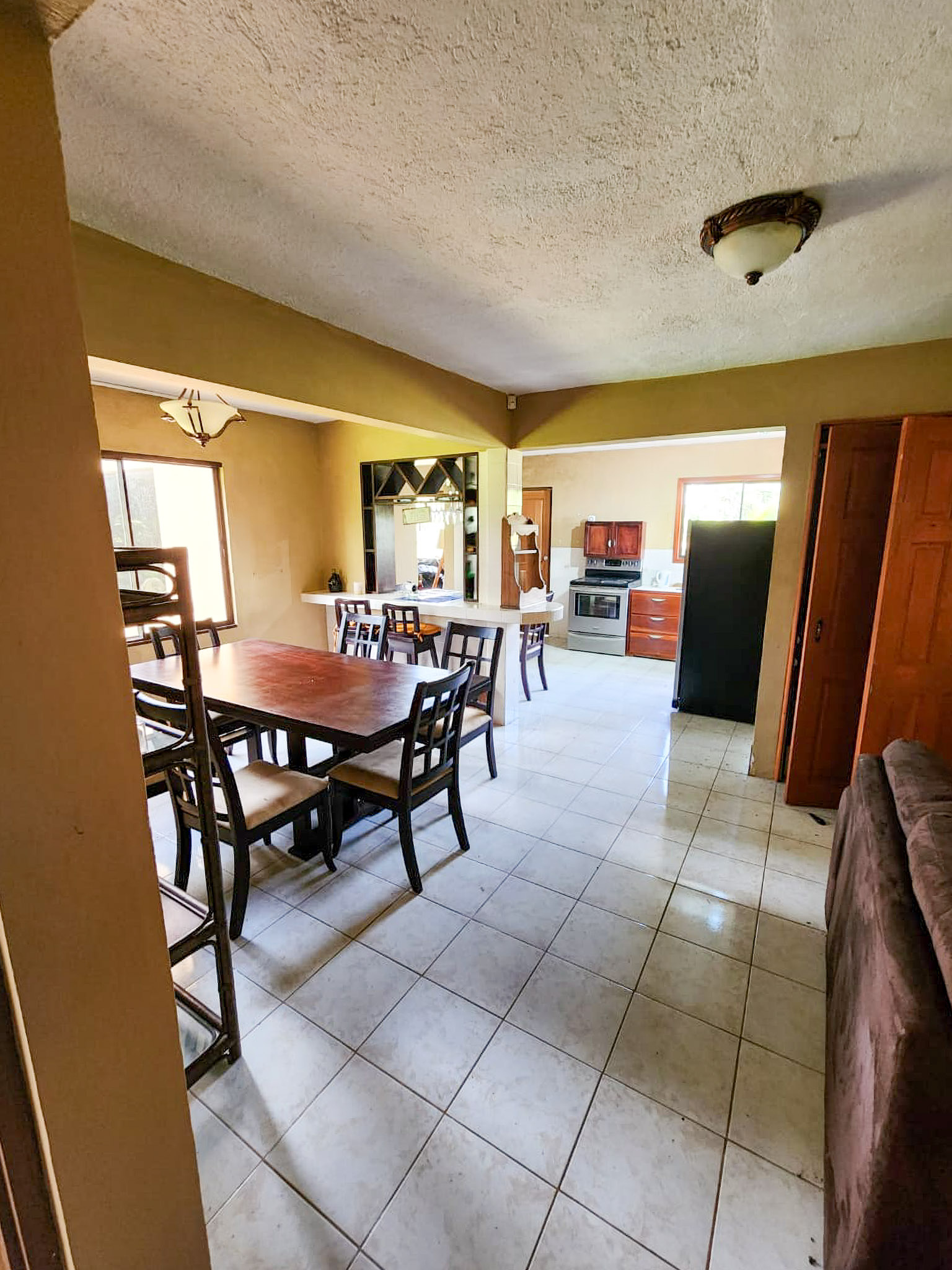 Lake view Residence 6 BD/5BA with Commercial Opportunity