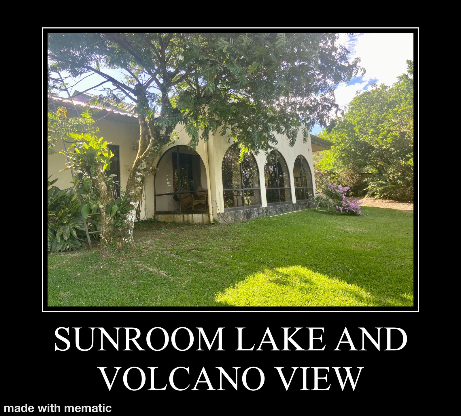 B&B w/ 3BD+Loft/3BA Lake View Home +2 Cabins in La Tejona