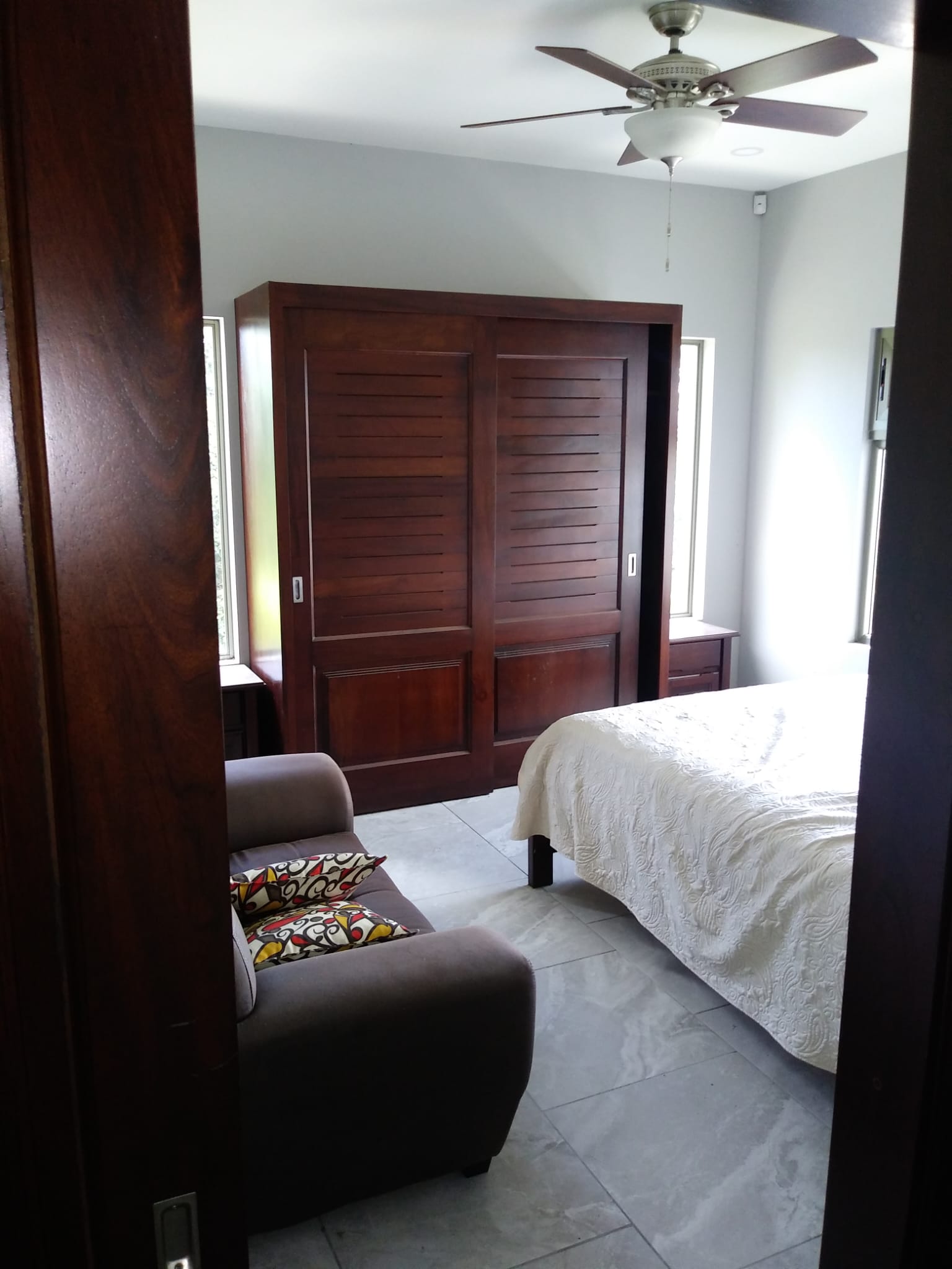 Beautiful Home 2BD 2.5 BA w/ Greenhouse, Volcano Views & Modern Comforts 