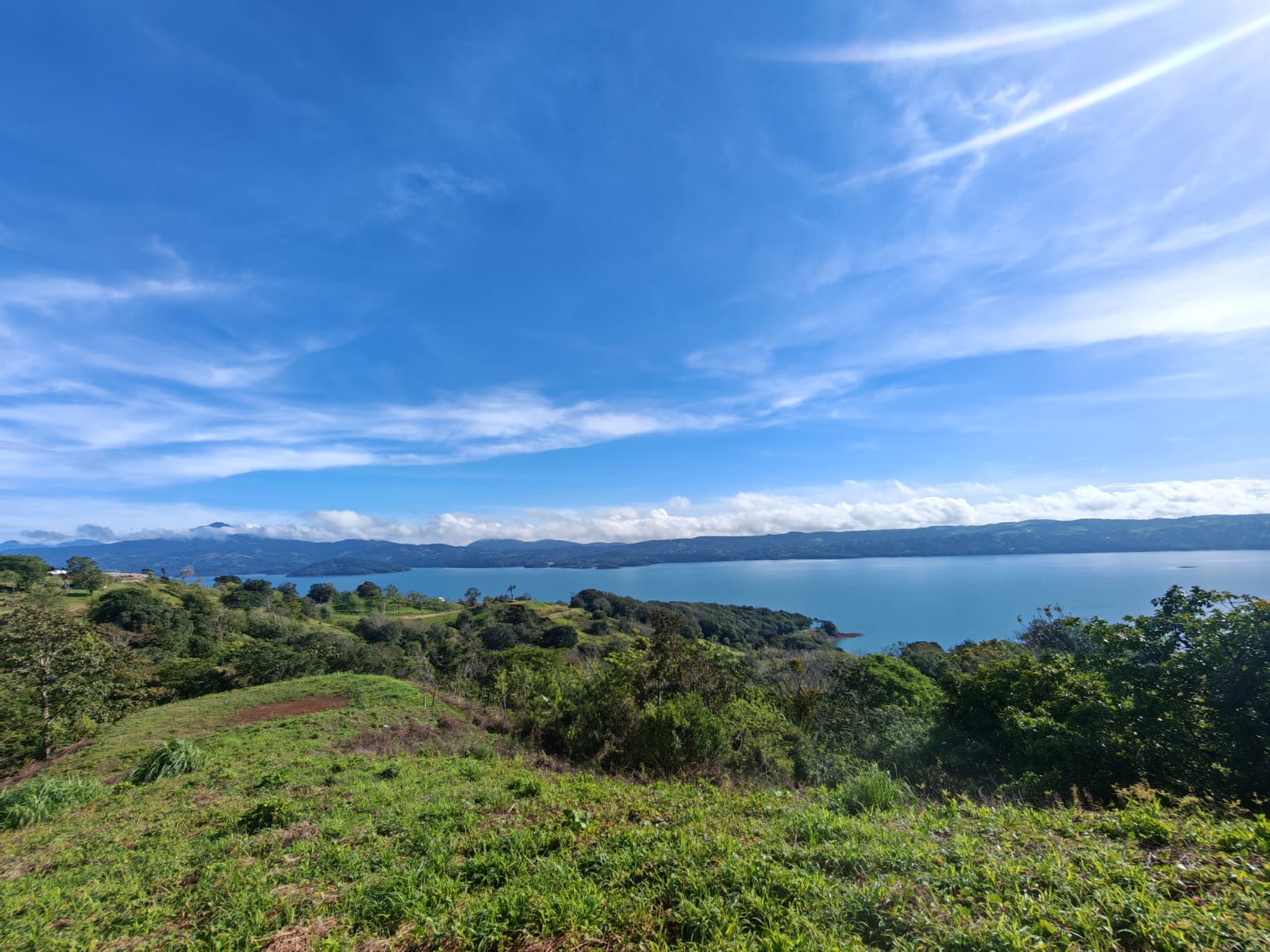 Lake & Volcano View Lot 5505 M2 (1.36 Acre) In Vistas del Lago 