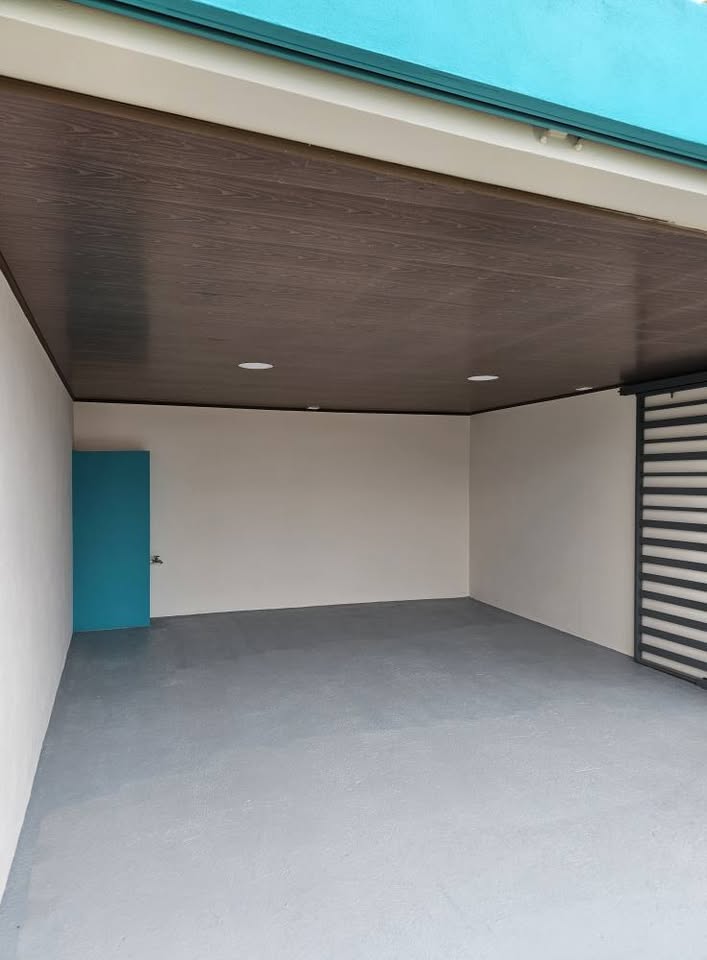 Modern Move-In Ready Home w/ Excellent Security & Top-Quality Finishes 