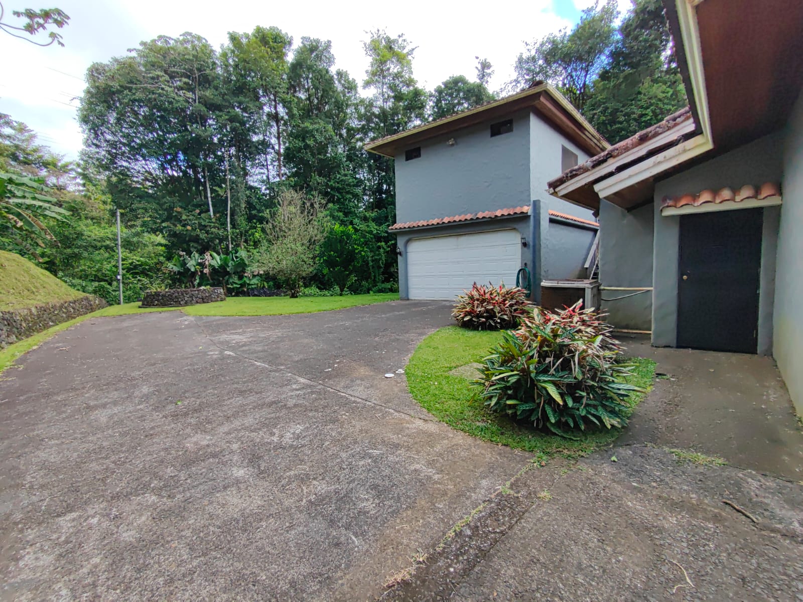 Hacienda Style 2BD/2.5BA + Office + Apt in Gated Community