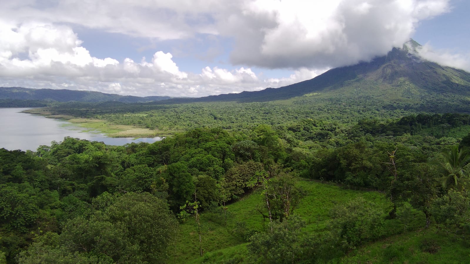 Exceptional Lake and Volcano View Property in El Castillo, San Carlos 