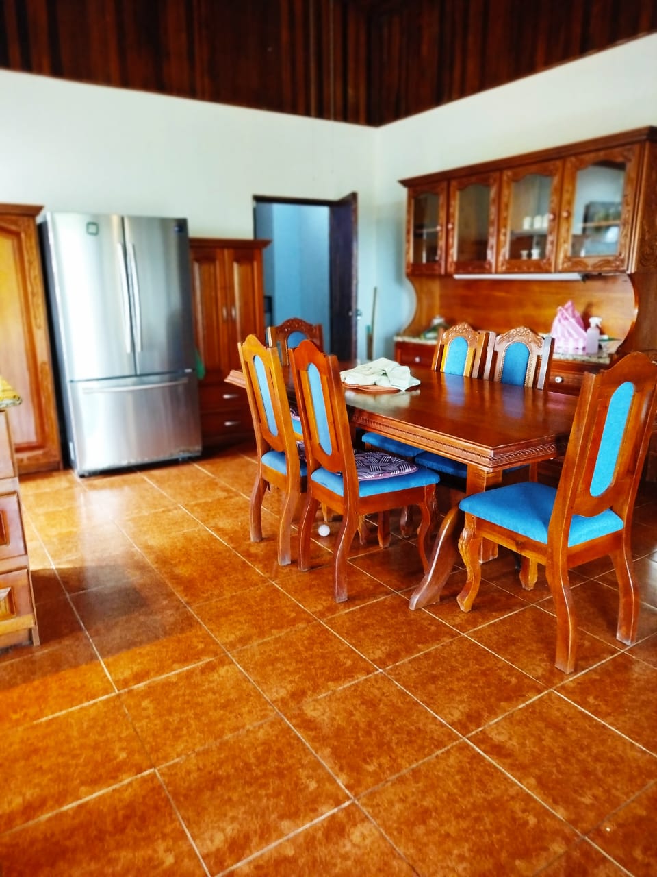 Spacious 4-BD, 3.5-BA Home with Lake Arenal View – Semi-Furnished