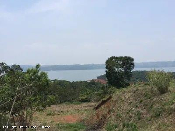 Lake View Lot in One Of Lake Arenal's Most Exclusive Gated Communities