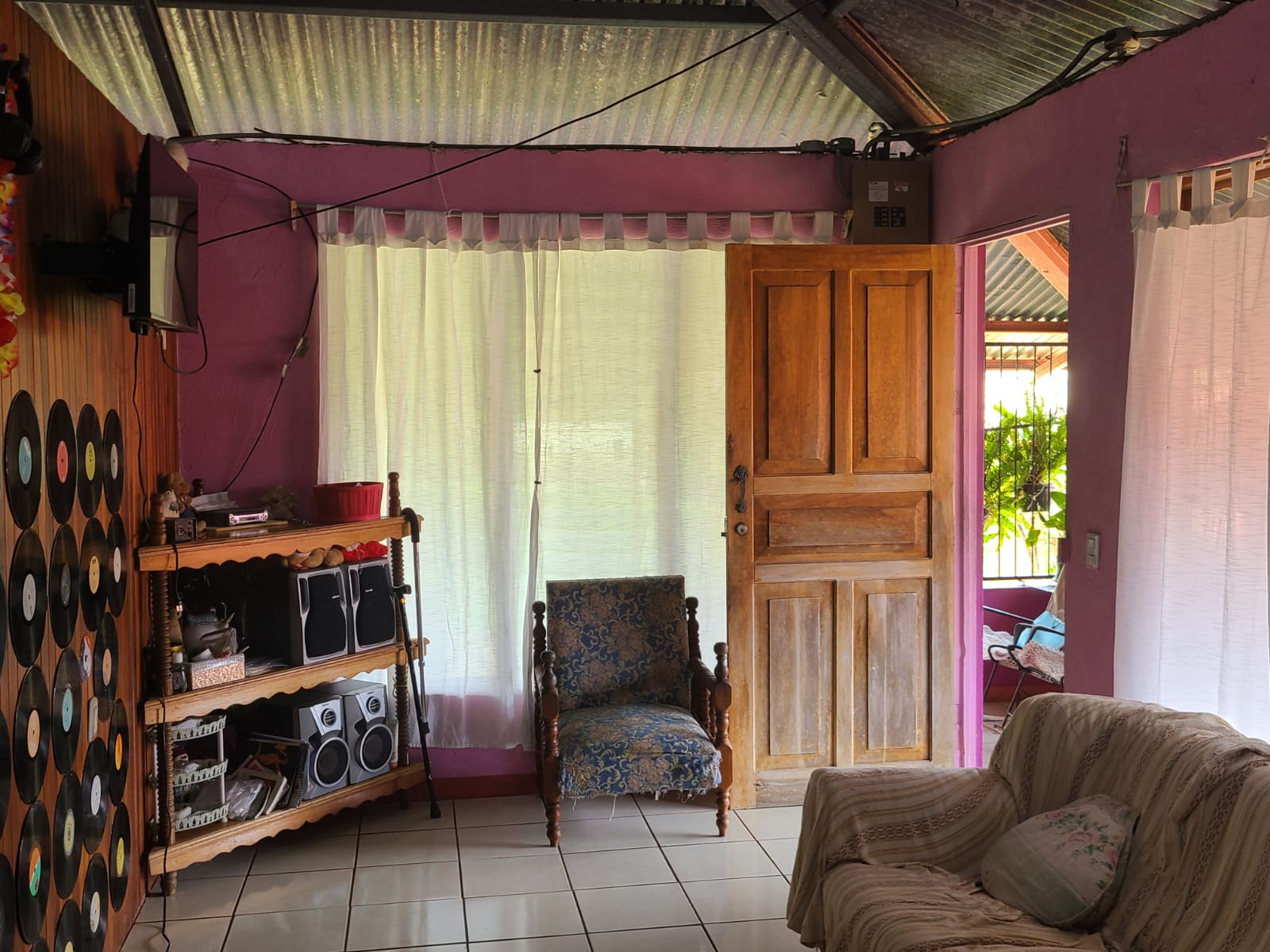 Lovely 2 Bedrooms 1 Bathroom Home In Arenal Downtown