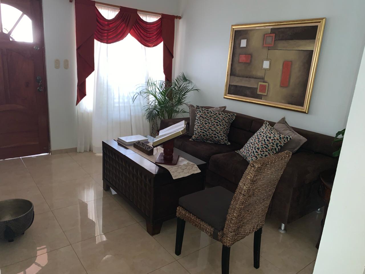 Cozy 3-Bedroom 2- Bathroom House on Spacious Land in Tilaran 