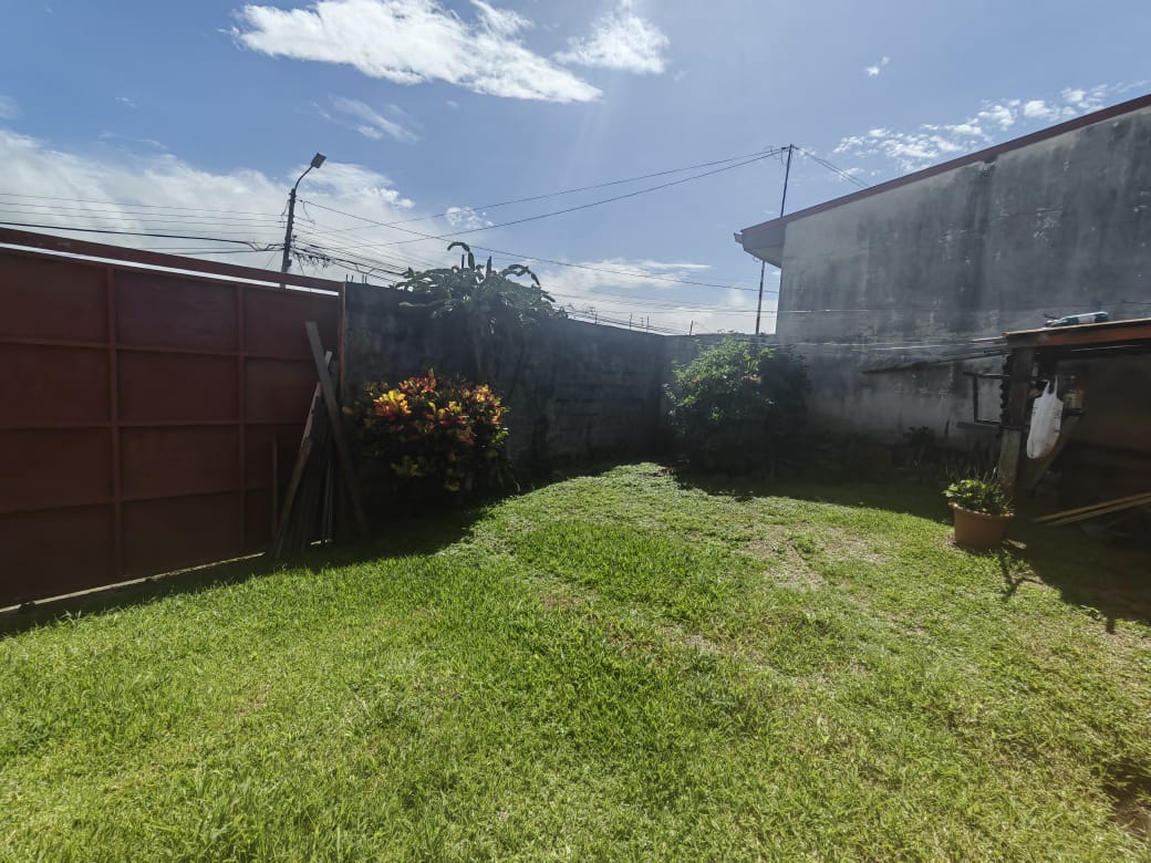 2 BD 1 BA , Corner Lot Home w/Incredible Mountain & Sunset Views in Tilarán