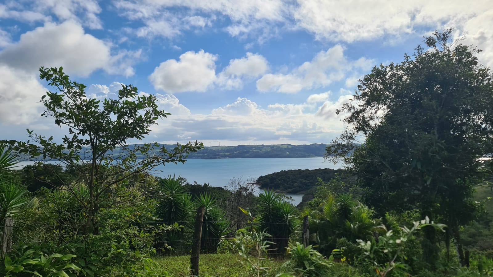 Gorgeous, 14053.22 M2, Lake View Property in El Aguacate, Tilarán