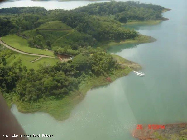 Lake View Lot in One Of Lake Arenal's Most Exclusive Gated Communities
