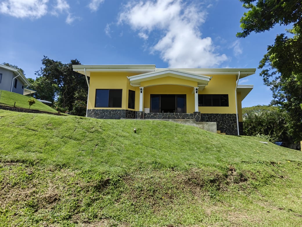 BRAND NEW,Furnished, Turn-Key, 2 BD/2 BA Home w/ Stunning Views of Lake Arenal