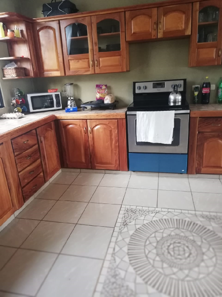 Beautiful 2BD, 2.5 BA Home in Gated Community with Lake and Volcano View 