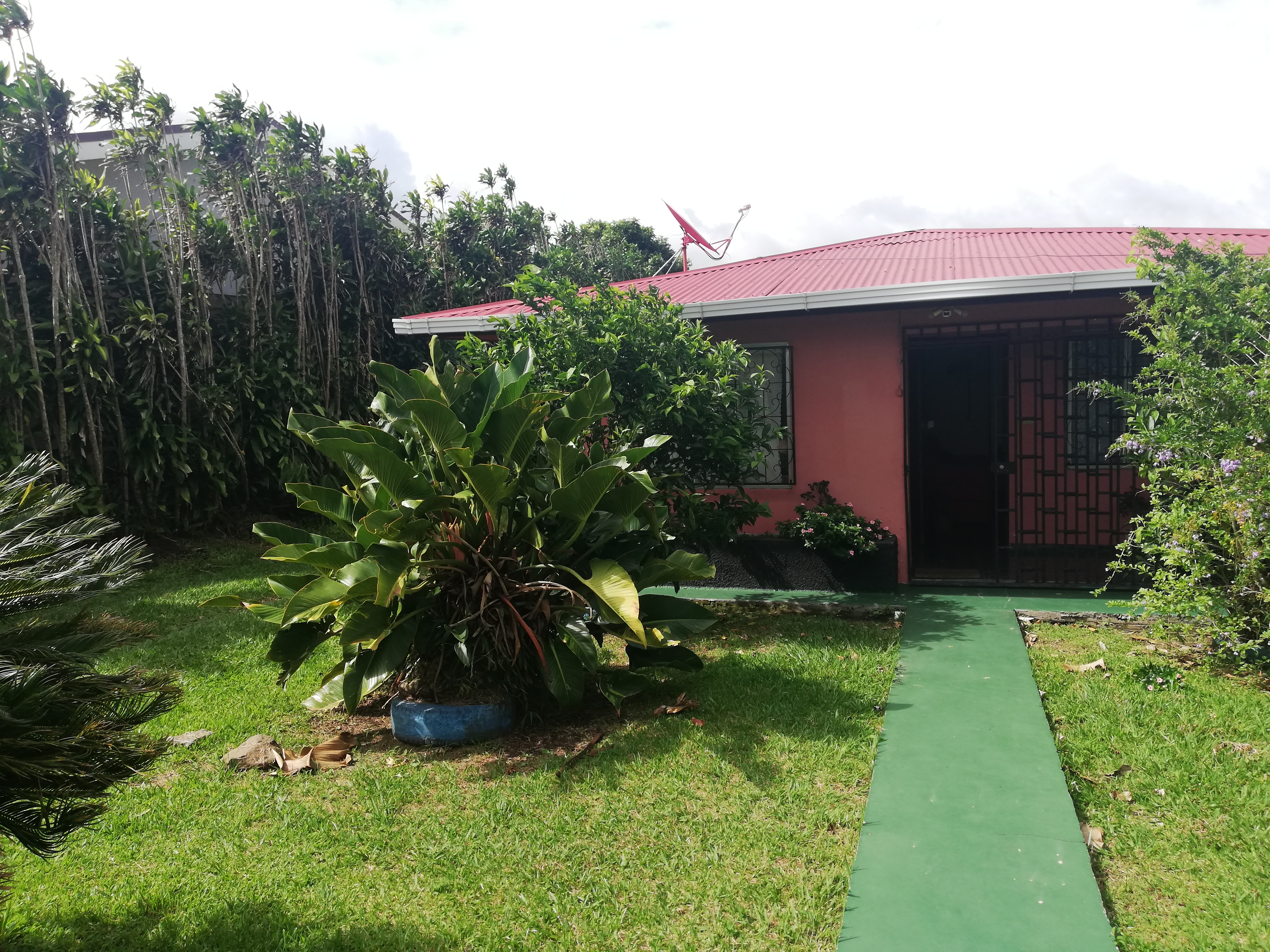 3 Bedroom 1 Bathroom Tico Home On Beautiful, Flat, 764.45m2 Lot In Sabalito 