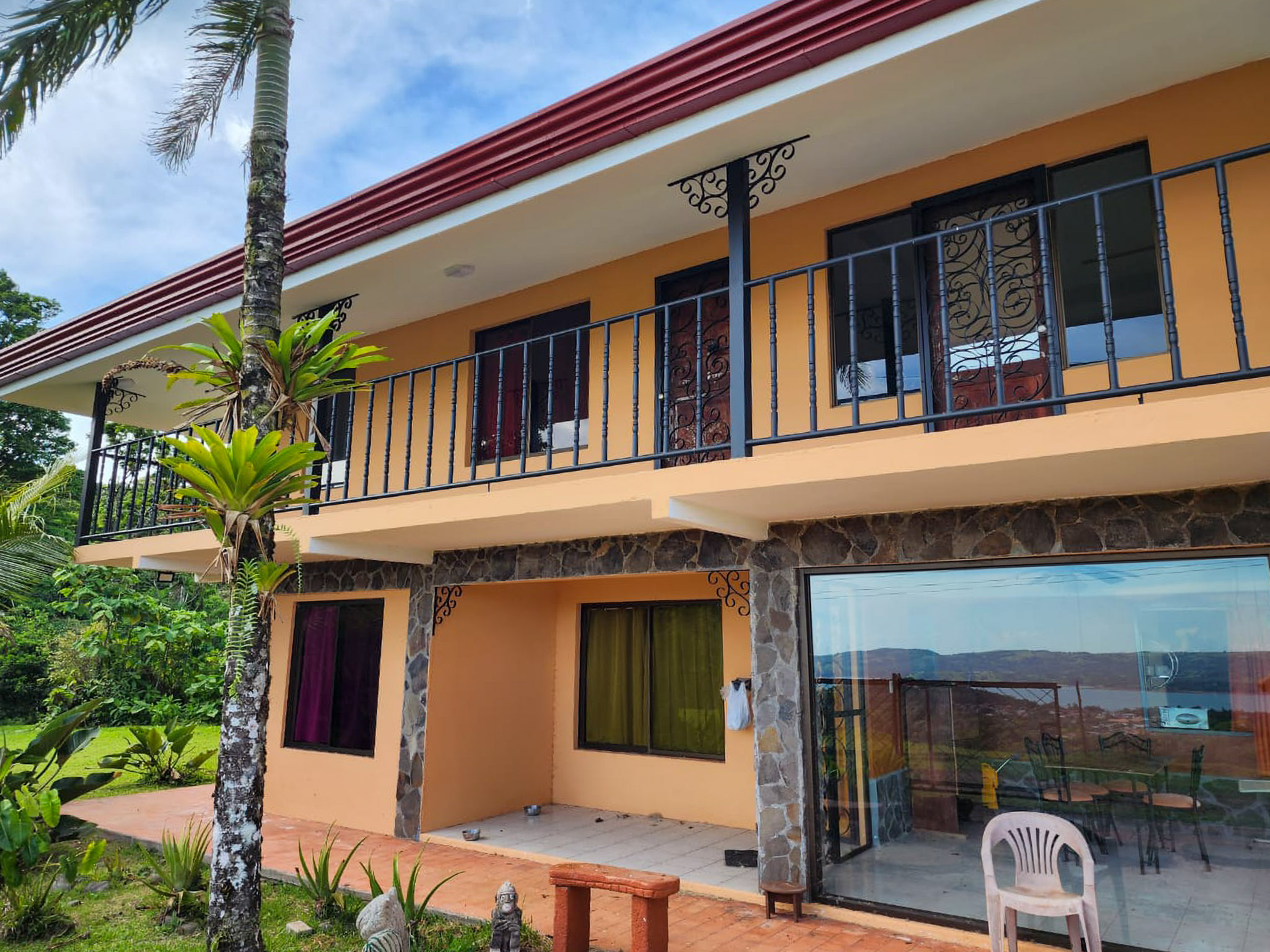 Lake view Residence 6 BD/5BA with Commercial Opportunity