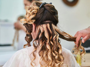 What Nobody Tells You Before Getting Extensions for the First Time