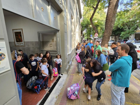 Unos 800 mil alumnos de colegios privados podrán acceder al voucher en laProvincia: cuándo arranca la inscripción y detalles