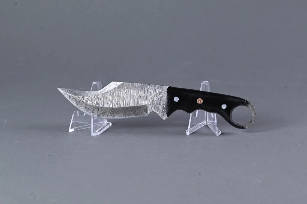 O 9" Handmade Damascus Steel Knife