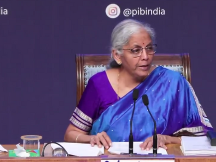 ಸೆಪ್ಟೆಂಬರ್ 22ರಿಂದ ಹೊಸ ಜಿಎಸ್ಟಿ ದರಗಳು ಜಾರಿಗೆ – ನವರಾತ್ರಿ ಮೊದಲ ದಿನದಿಂದ ಬದಲಾವಣೆ