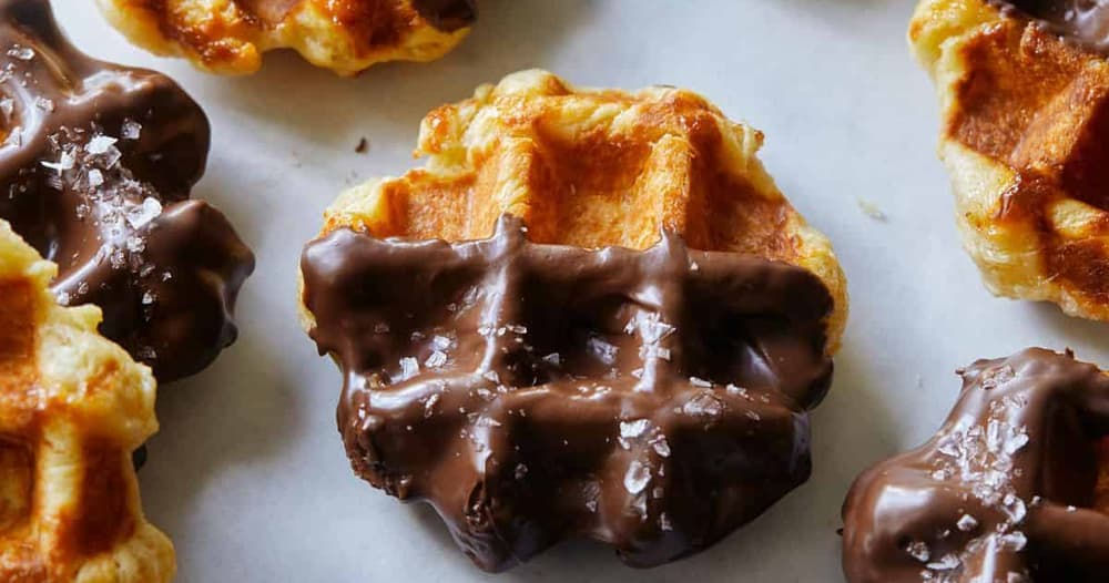 Dipped waffles or dipped waffle pops 