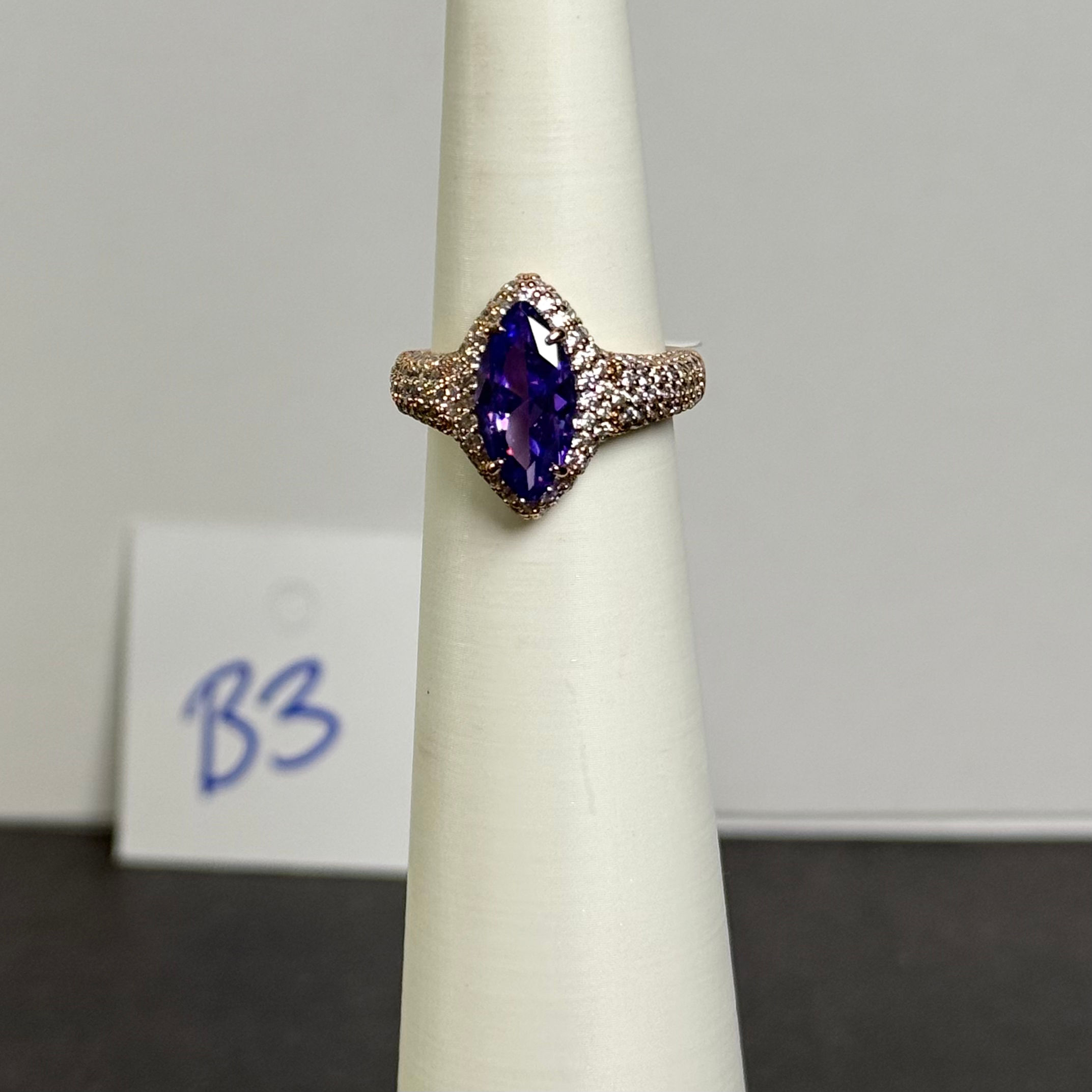 B03 Size 7 - OG - Purple Topaz/Rose Gold