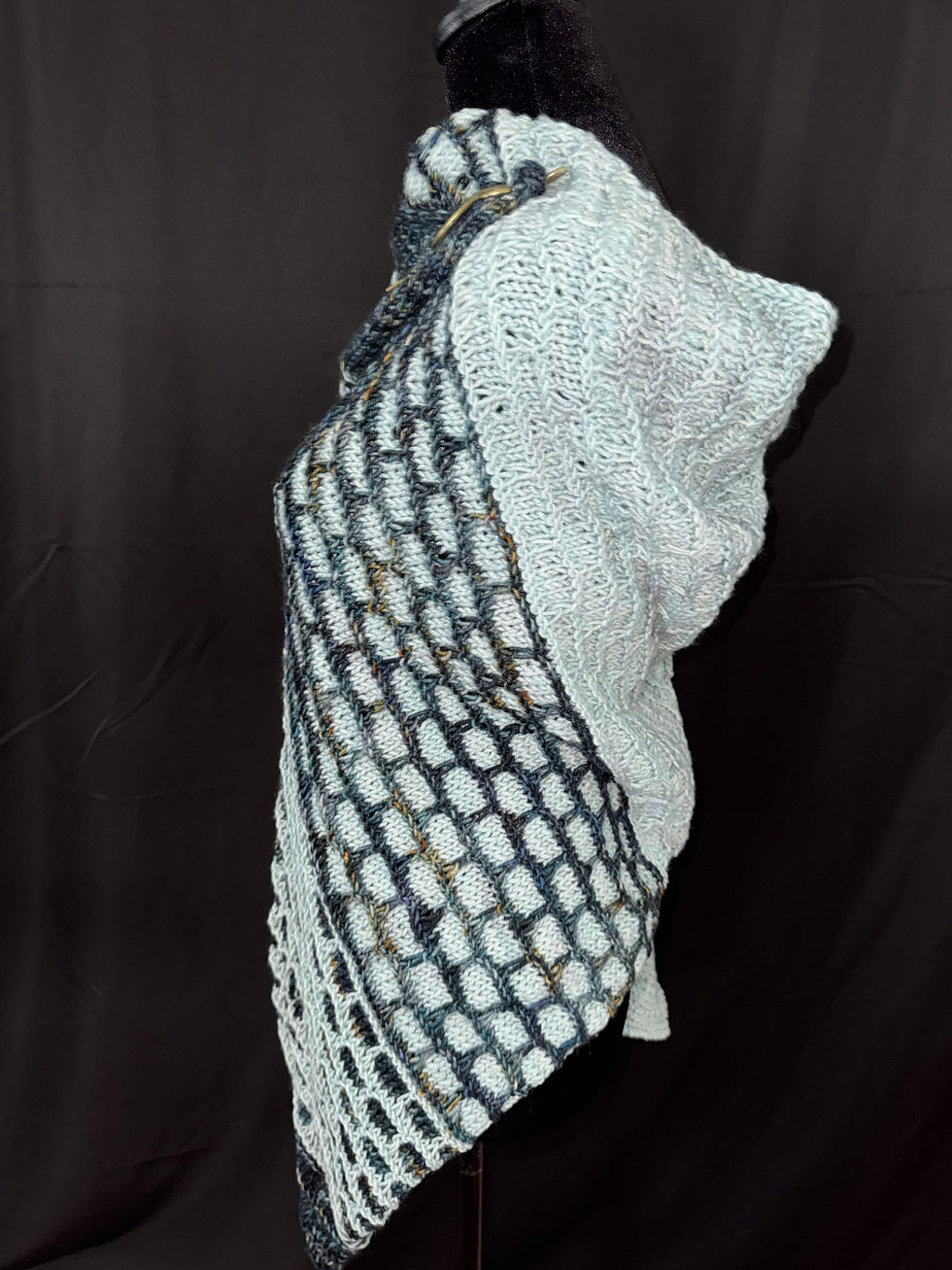 Thumbnail: Ocean's Edge shawl