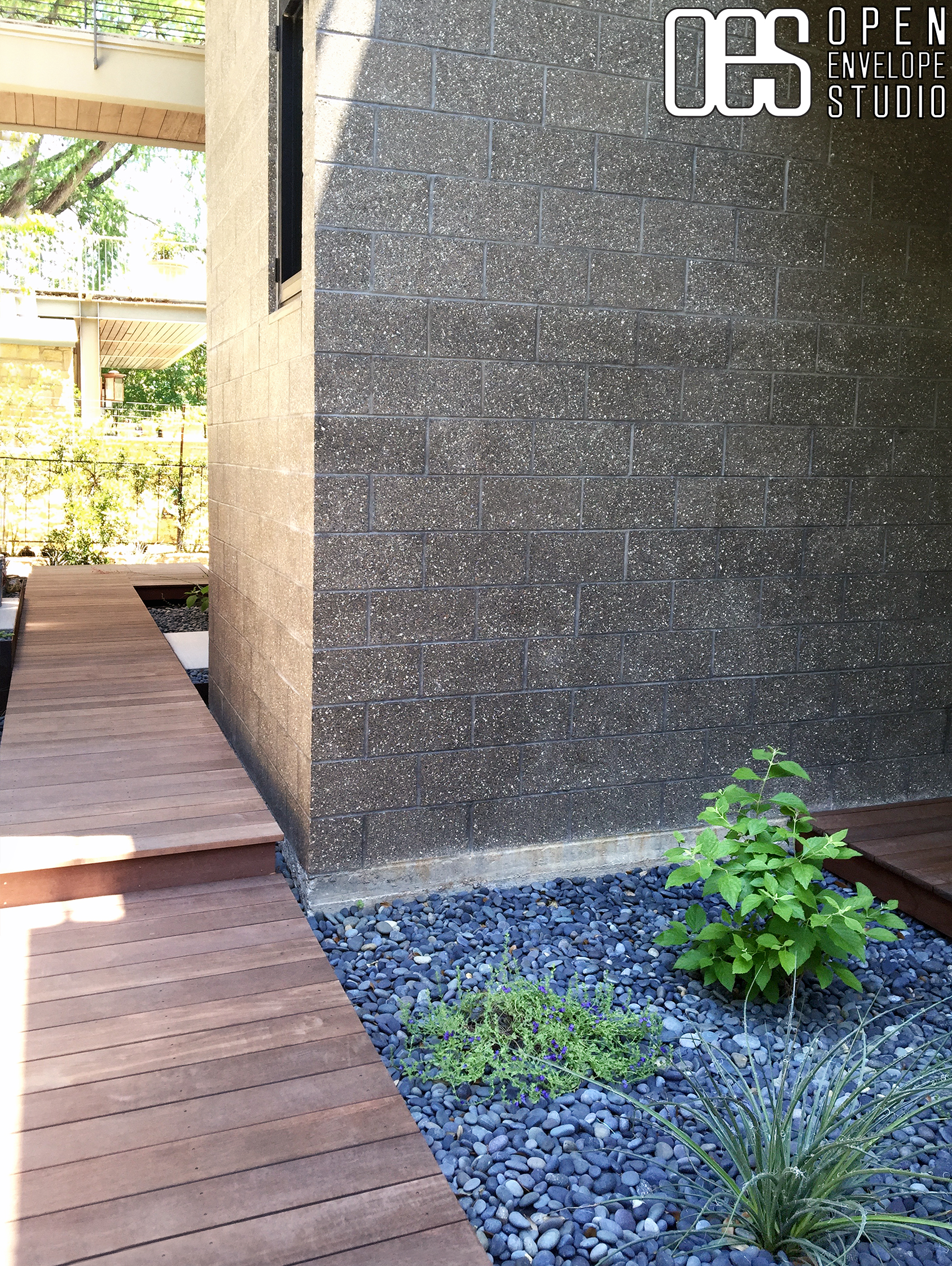 thomajan residence