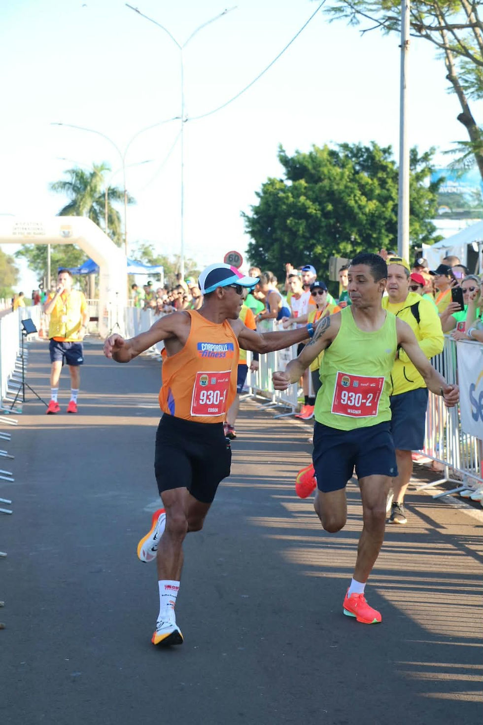 Clevelandense Zulu conquista vice-campeonato na Maratona Internacional de Foz do Iguaçu