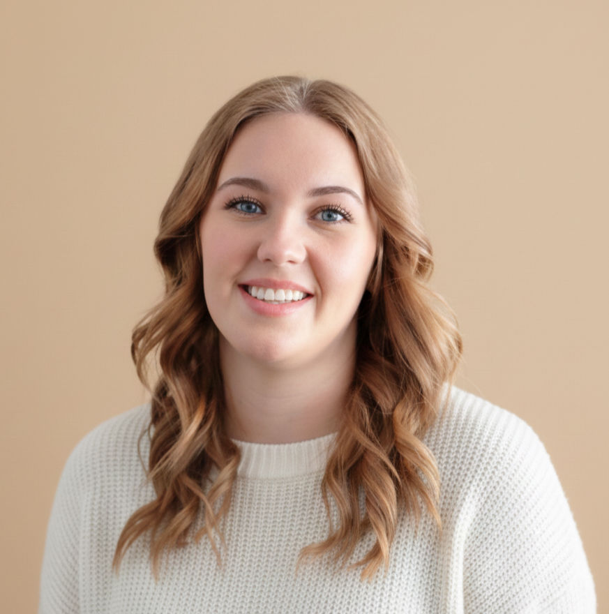 Gemini_Generated_Image_cvbhjgcvbhjgcvbh (2)_edited.jpg