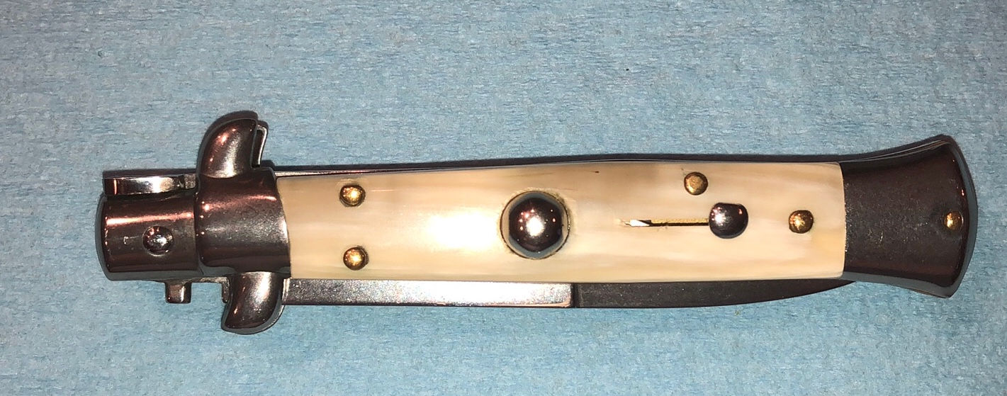 Frank B Italy 7.5 Open Blonde Horn Handle Bayonet Blade Swivel Bolster Release