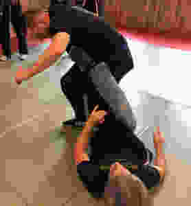 Mark Russo demonstrating the effectiveness of body positioning - Tai Sabaki.