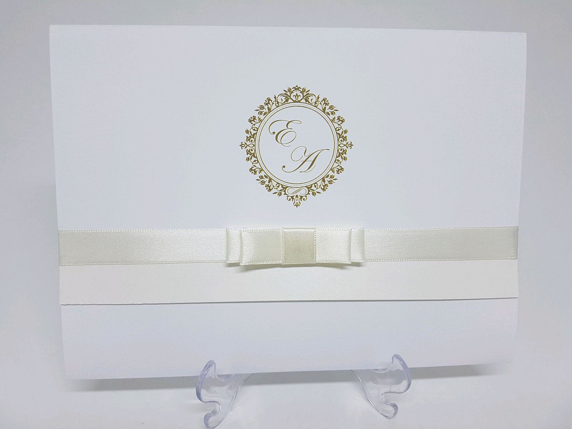 The Art of Creating the Perfect Classic Wedding Invitation