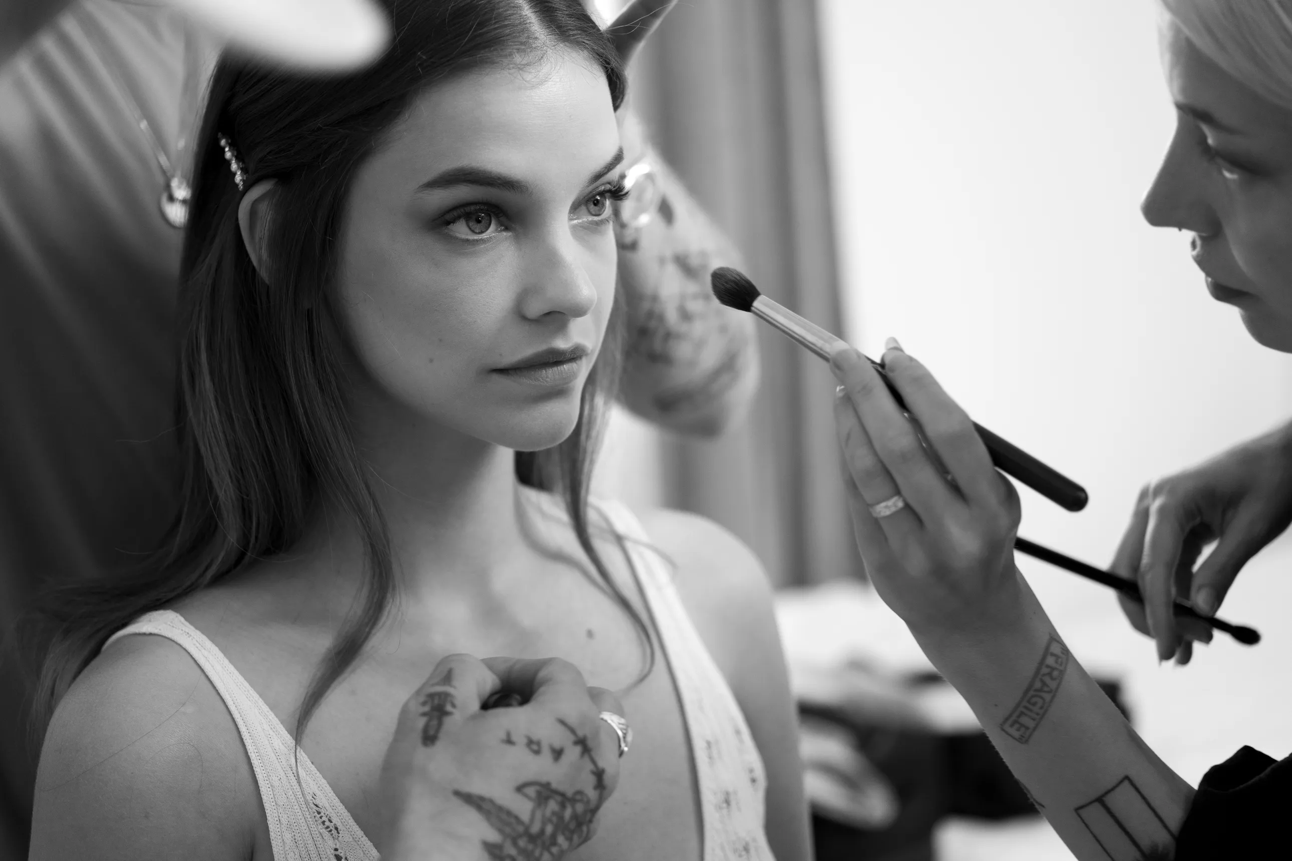 Barbara Palvin und Dylan Sprouses Traumhochzeit: Eine Feier der Liebe und Eleganz